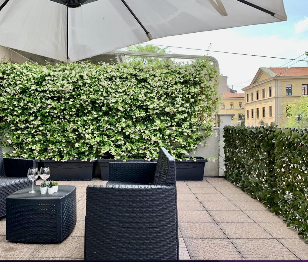 Bright Terrace In Milano Milão Exterior foto